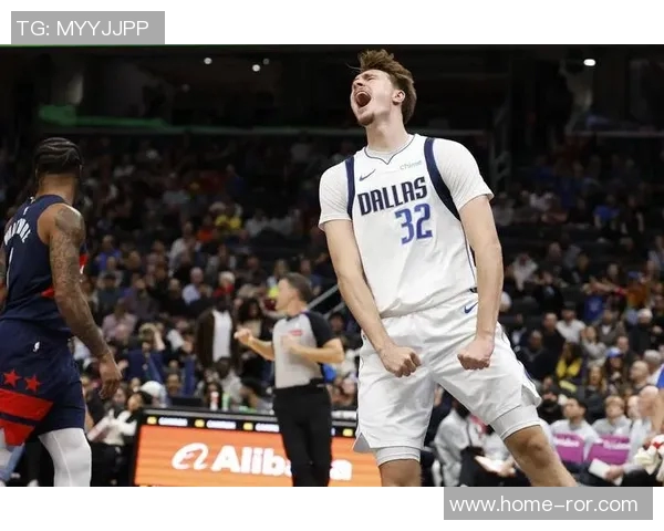 弗拉格狂砍42分提升场均09分距克尼佩尔仅差06分