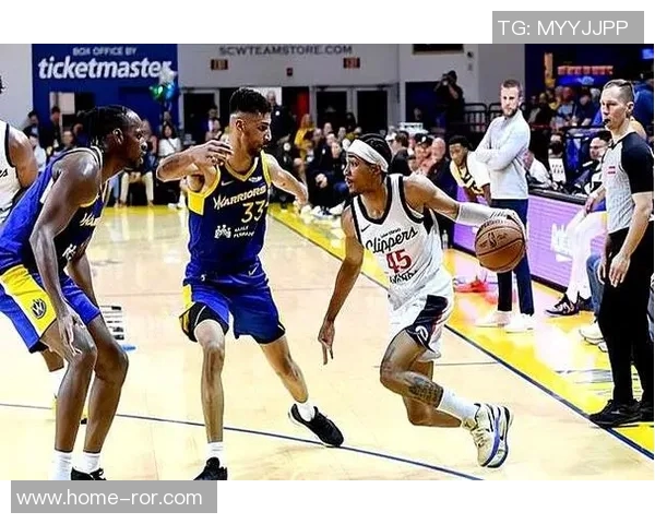 单核带队快船迎战勇士首发阵容揭晓邓恩桑德斯莱昂纳德科林斯祖巴茨齐上阵 单核带队快船迎战勇士首发阵容揭晓邓恩桑德斯莱昂纳德科林斯祖巴茨齐上阵