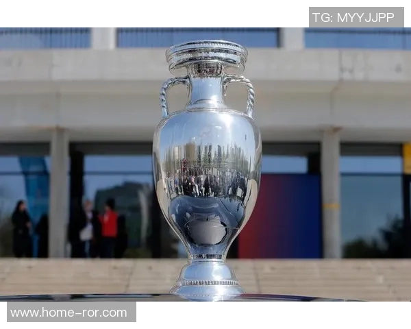 瓜帅强调奖杯重要性认为美丽足球并非总能实现 瓜帅强调奖杯重要性认为美丽足球并非总能实现