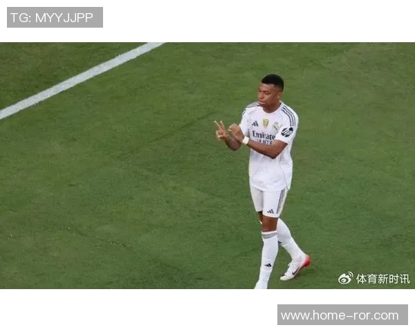 姆巴佩点球温情时刻拥抱迪亚斯深情表白为了你而战 姆巴佩点球温情时刻拥抱迪亚斯深情表白为了你而战